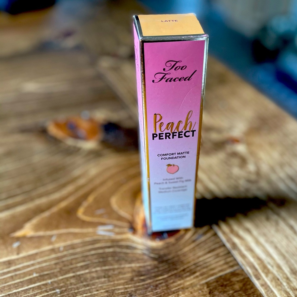 Too Faced Peach Perfect matte foundation